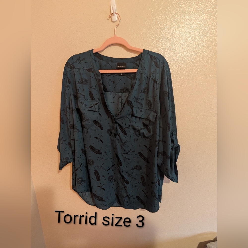 Torrid Teal Harry Potter Branded Feather Print Blouse